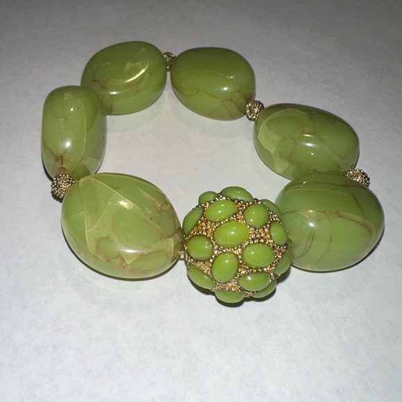 Beautiful Bracelet, Fashion Jewelry, (PLEASE SEND OFFERS) - Picture 2 of 5